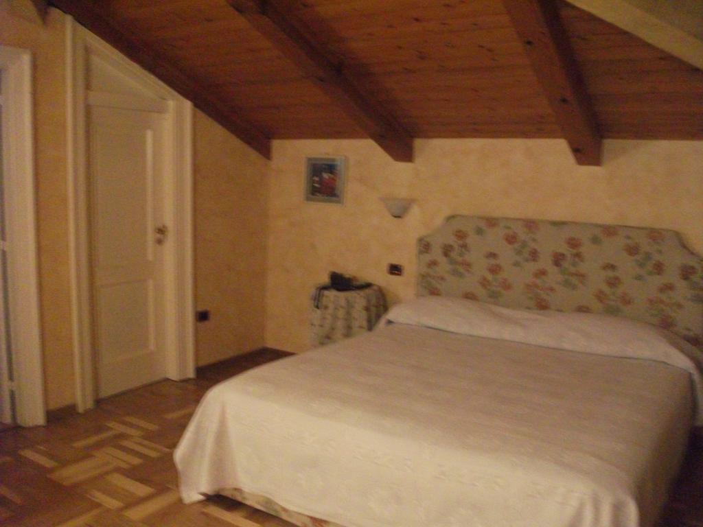 קאסרטה Villa Marcello חדר תמונה